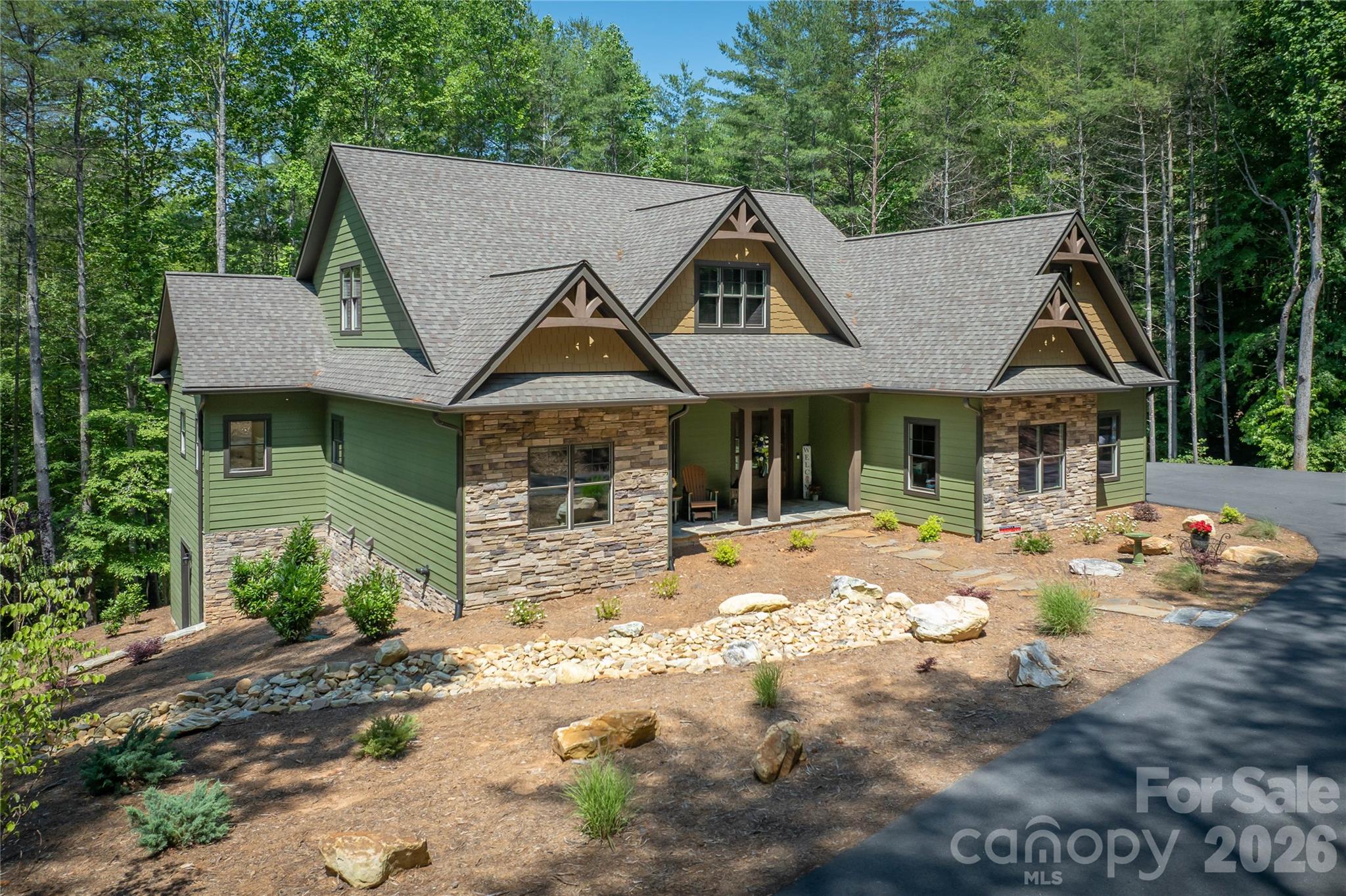 1003 Glory Drive