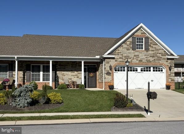 Welcome to this beautifully maintained 2-bedroom, 2-full-bath Adirondack III villa, built in 2022 and located in the desirable Stoner's Farm community! Offering comfortable one-level living, this home is in excellent condition and features a spacious, thoughtfully designed floor plan.  The inviting living room provides plenty of space for relaxing or entertaining, while the well-appointed kitchen features granite countertops, a large upgraded center island, and ample workspace. A separate den offers additional flexibility for a home office, reading room, or hobby space.  The primary bedroom features a private full bath with a walk-in shower, while the second full bathroom also includes a tub/shower. Additional highlights include a dedicated laundry room, whole-house generator, extended front porch, oversized garage (4 foot extension) and all appliances conveying with the sale.  Enjoy relaxing on the screened-in back porch, perfect for morning coffee or unwinding at the end of the day.  With its newer construction, excellent condition, and desirable features, this villa offers a wonderful opportunity for easy, low-maintenance living!  Call for more information and to schedule your personal tour!Professional photos coming soon.