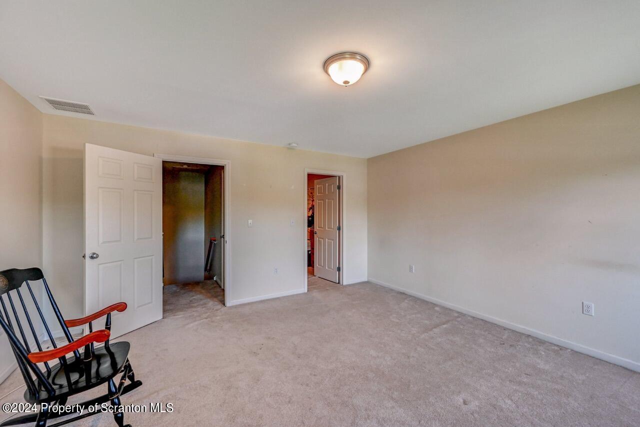 64 Parkland Drive Bldg 31