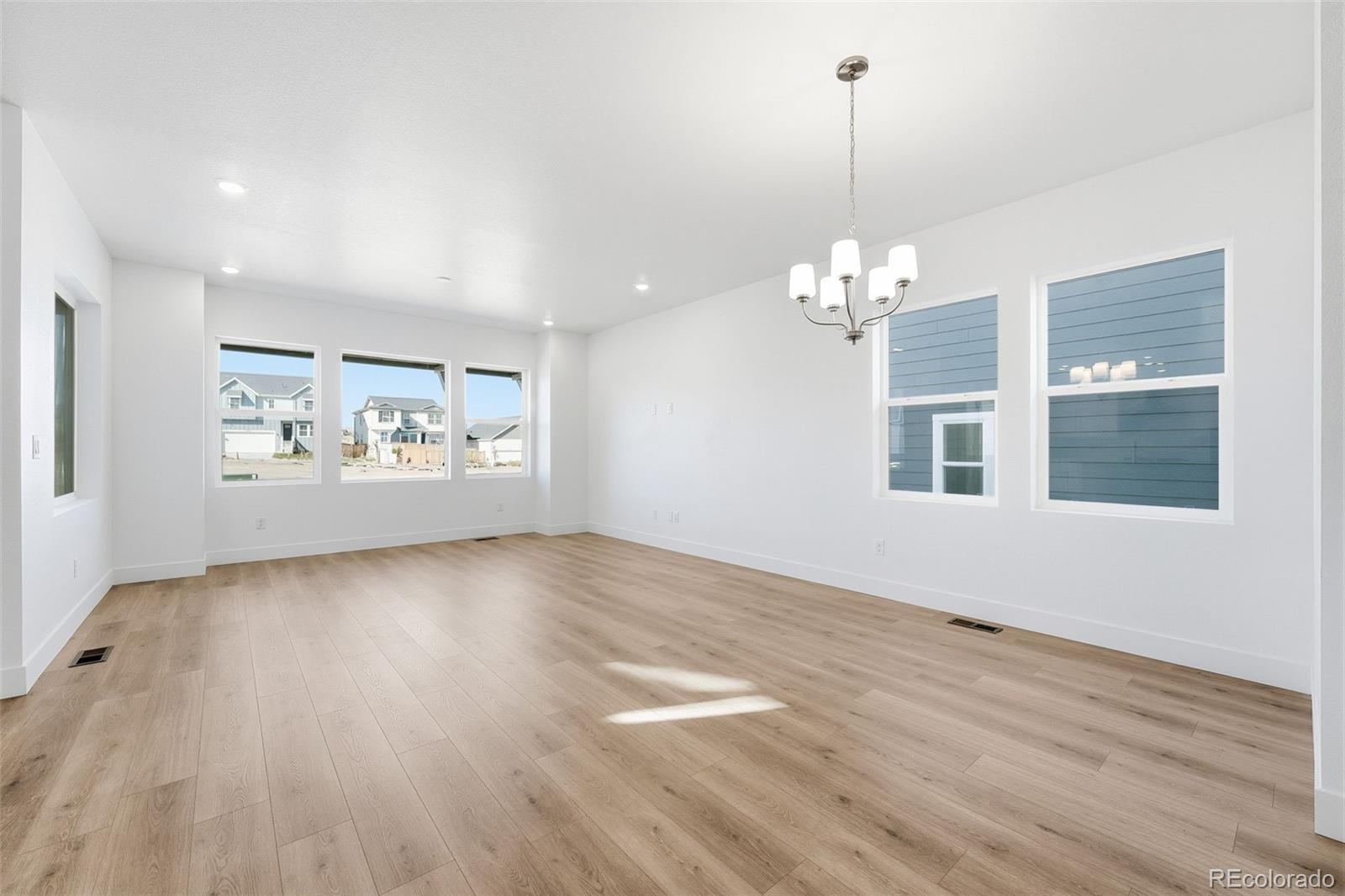 16965 W 92nd Loop