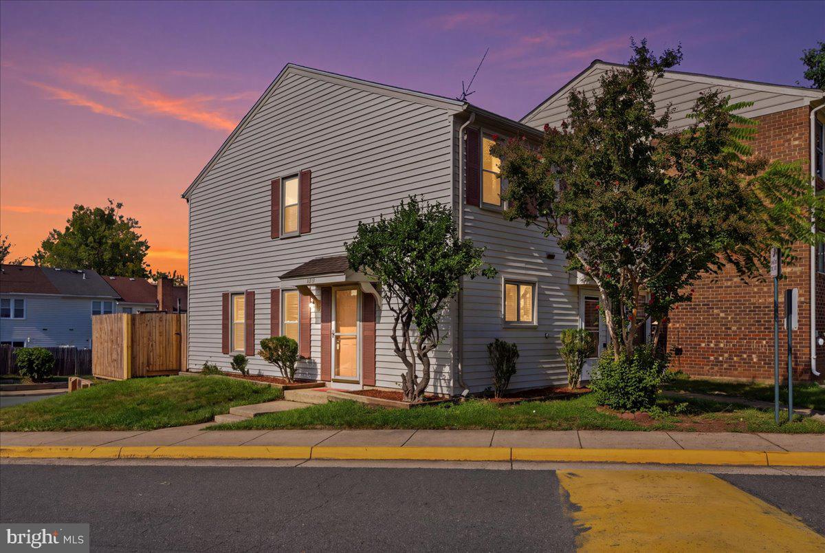 13831 Claret Court, Chantilly, VA 20151