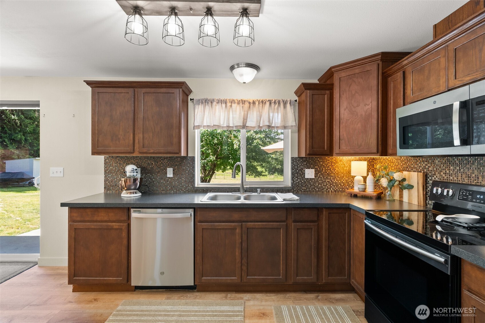 308 Key Peninsula Highway NW