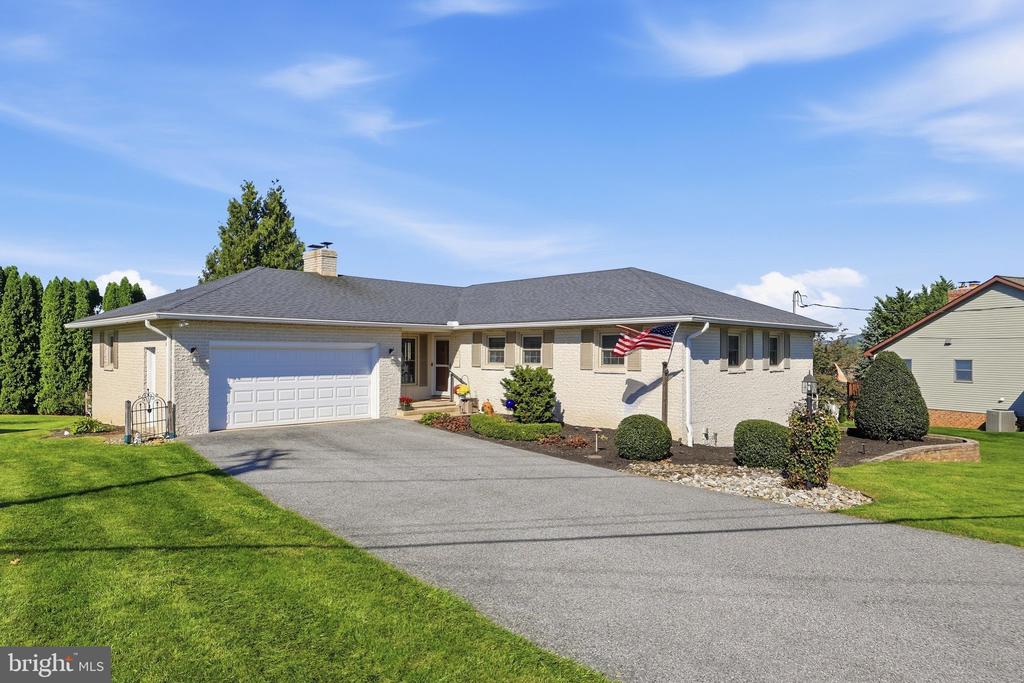 Just Listed! 6419 Penn National Drive, Fayetteville, PA