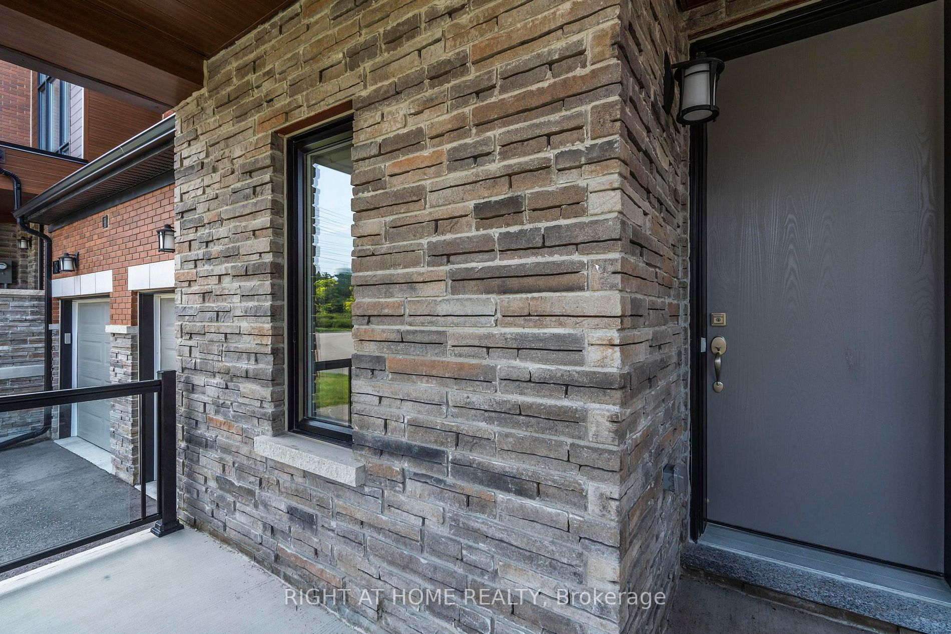 76 Badgerow Way