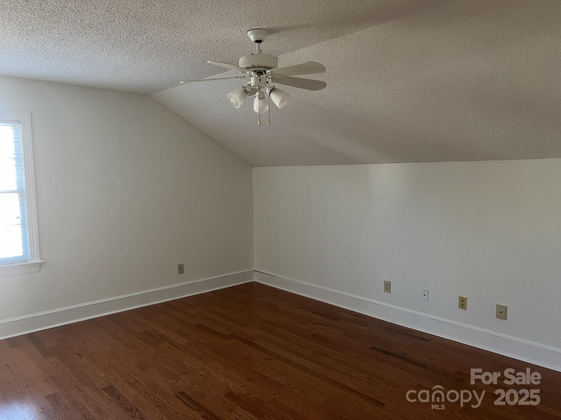909 Woodhurst Drive