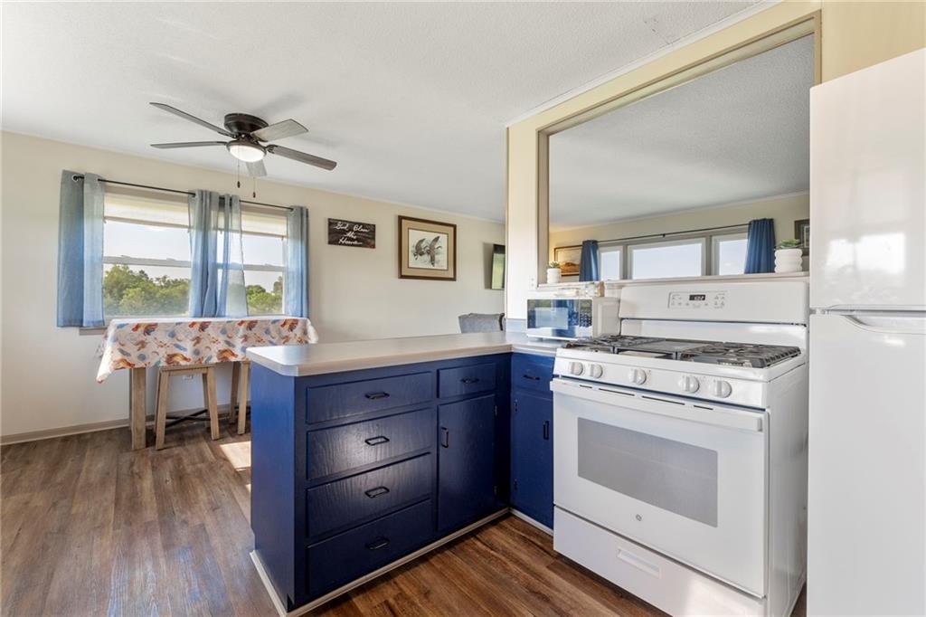 32241 NE Neosho Road