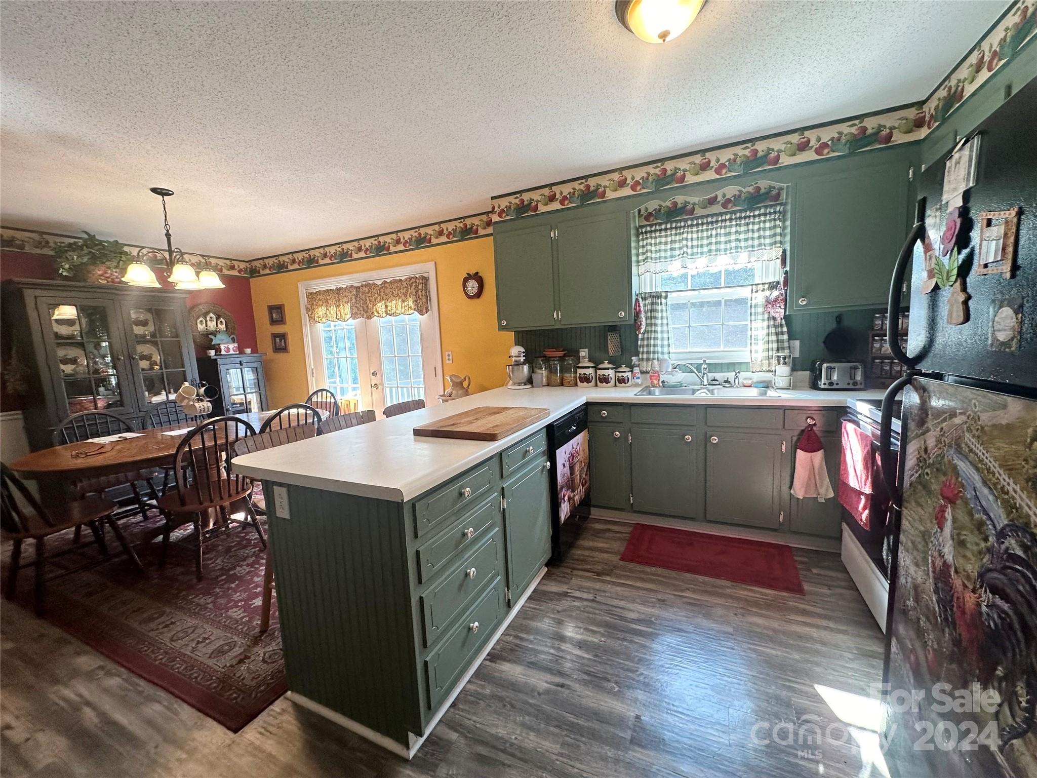 4050 Quarry Estates Road