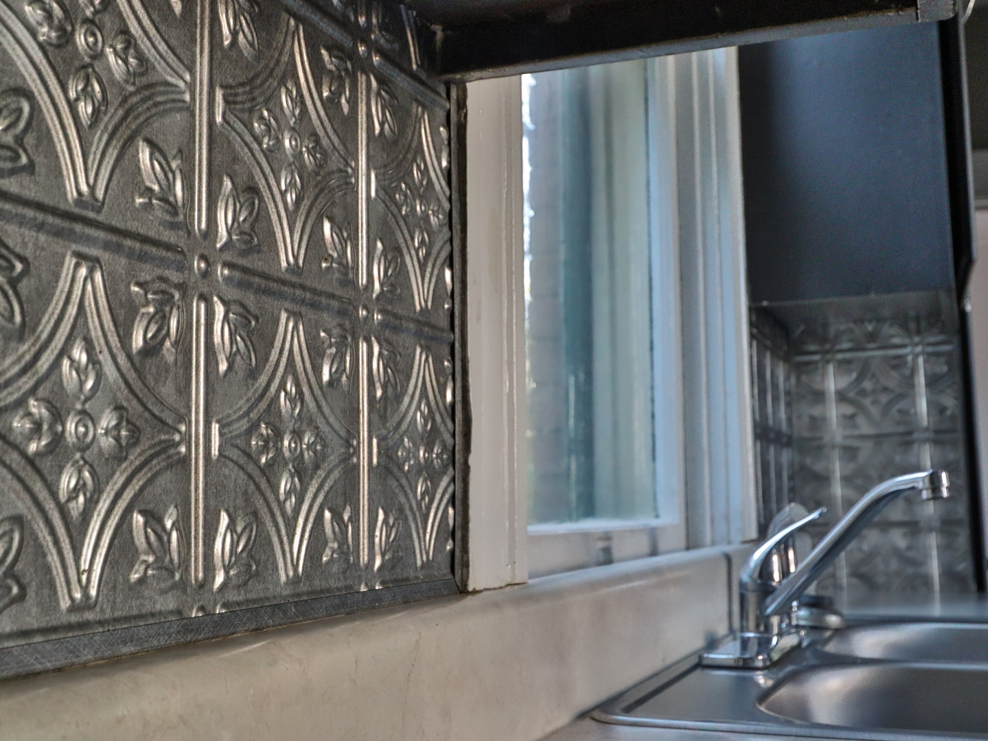 1412 Oak Street