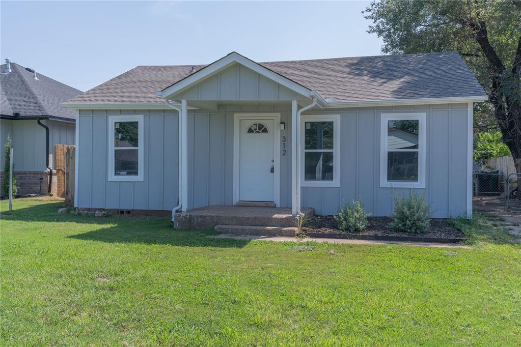 You'll love this beautifully remodeled 3 bedroom, 1 bathroom home in SE OKC, perfectly situated just off I-35 for an easy commute! This charming residence offers incredible peace of mind with major updates already completed, including a brand new HVAC system, a new roof, and a new hot water tank. Step inside to discover fresh paint, new flooring, and updated fixtures throughout, creating a seamless and stylish living space. The fully renovated kitchen is a culinary delight, featuring brand new cabinets, modern appliances, gleaming granite countertops, and a chic tiled backsplash. Enjoy durable and attractive vinyl flooring throughout the entire home, complemented by a large, light filled living area. With its cute curb appeal and freshly painted siding, this home is truly move-in ready and waiting for you, schedule your showing today!