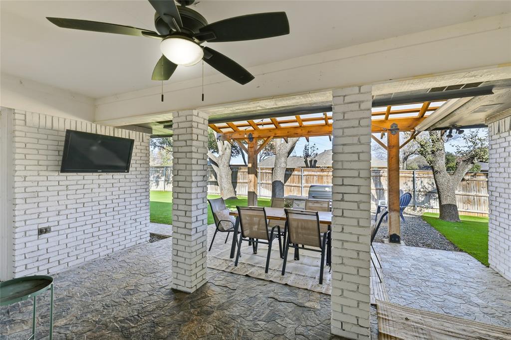 5008 Lake View Circle