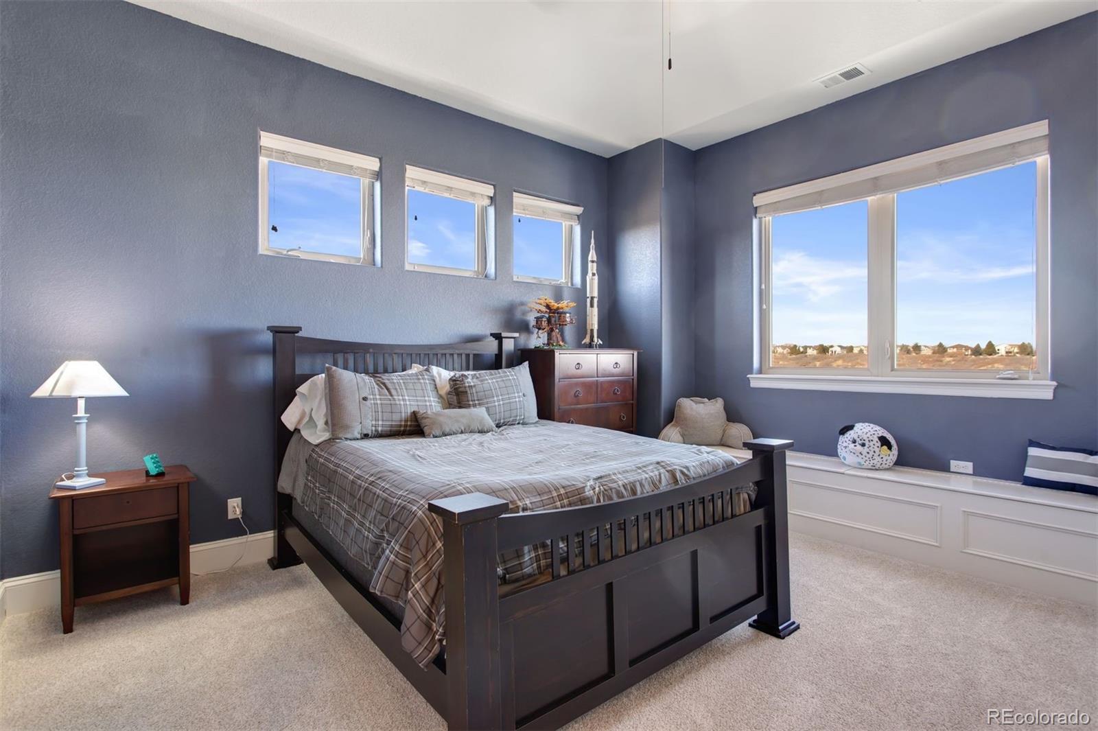 6805 Twisted Oak Drive