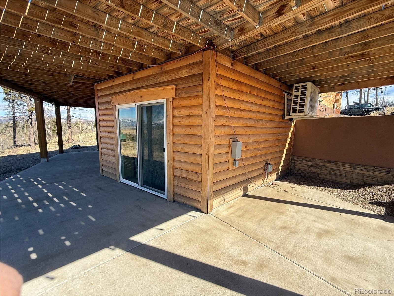 1025 Walker Place