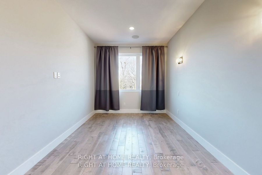 450 A Valermo Dr