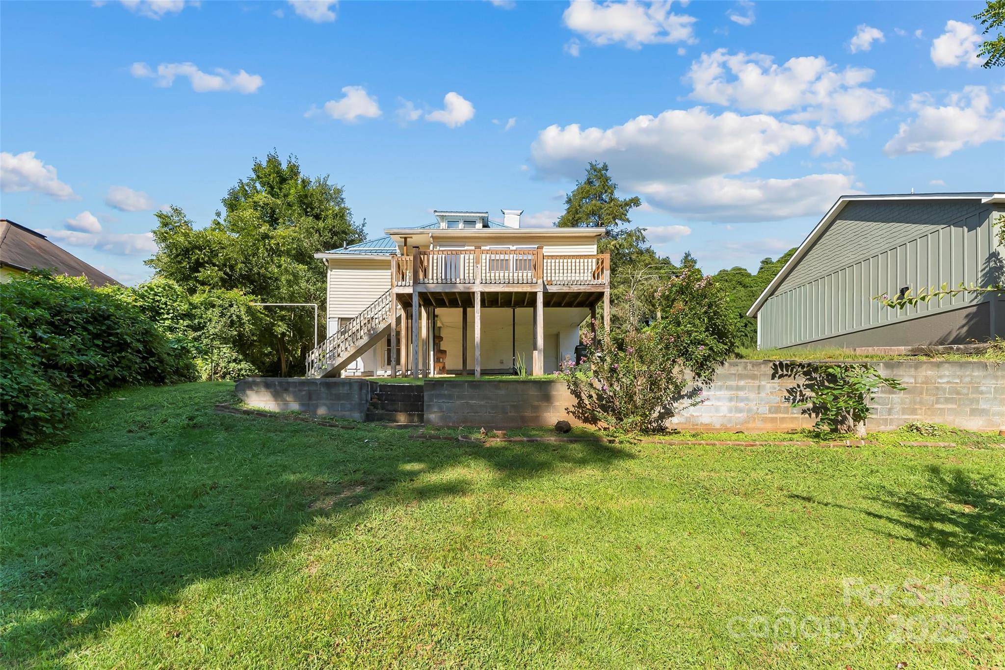 107 Burkemont Avenue