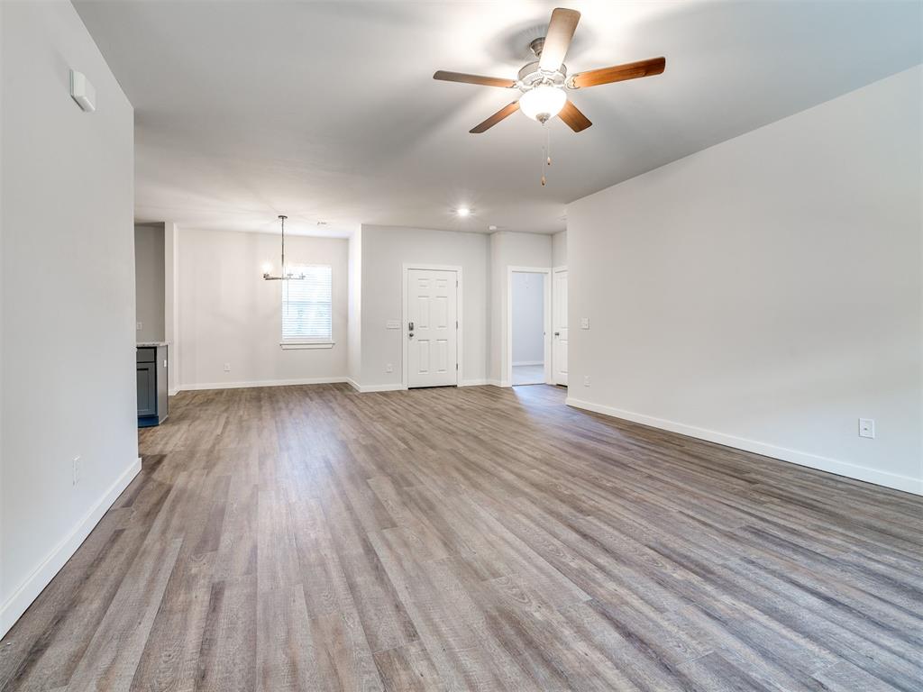 884 Stella Trail
