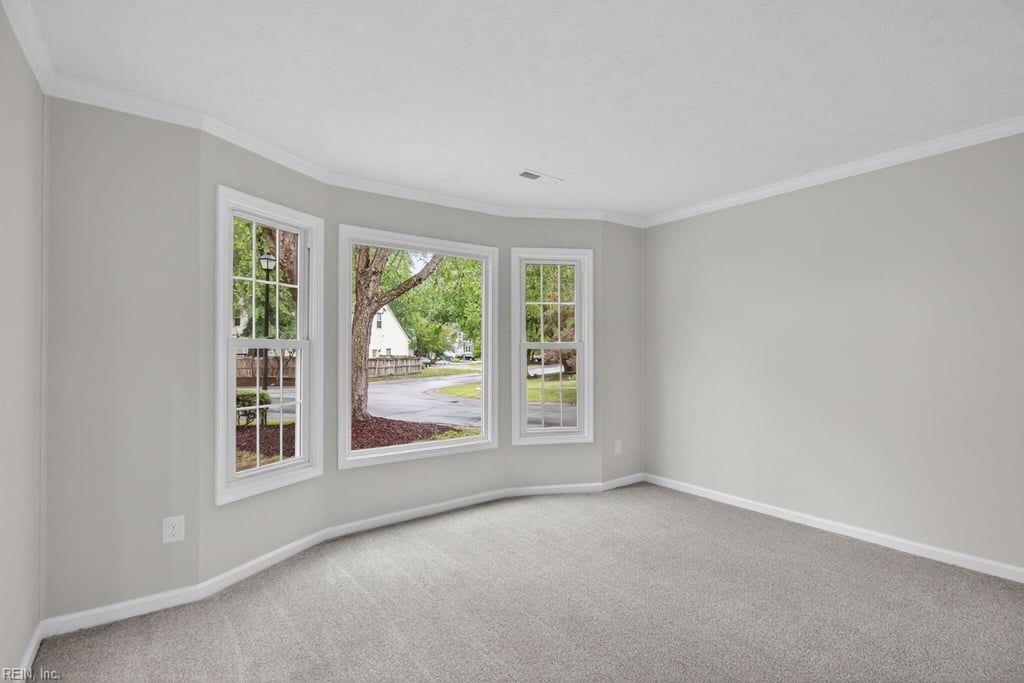824 Lancaster Lane