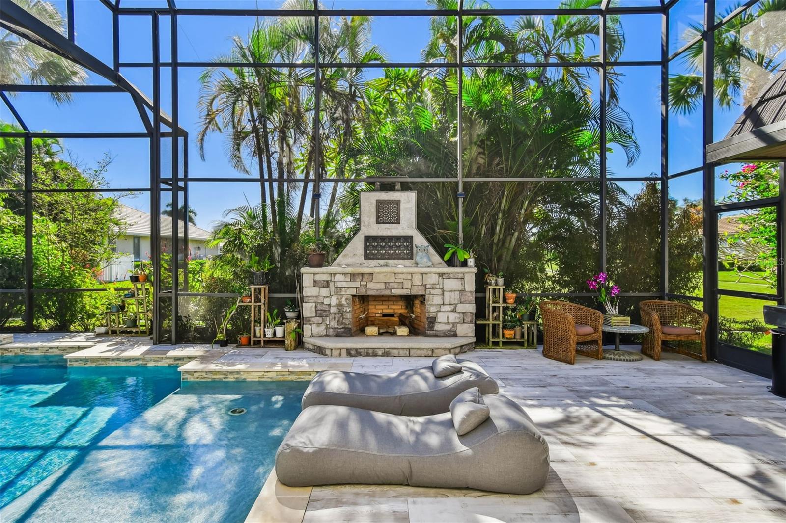 225 Harbor House Drive