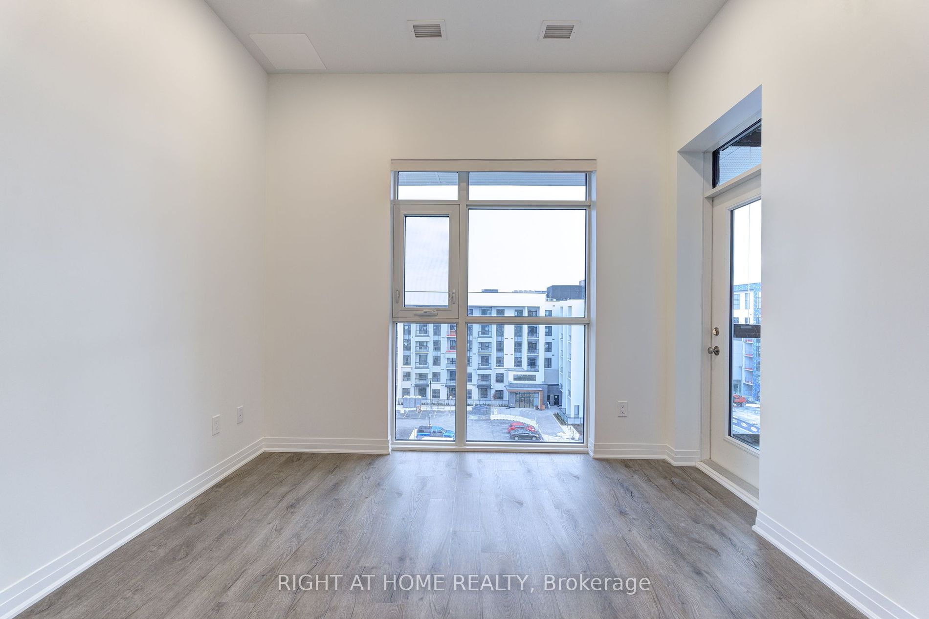 460 Gordon Ave 610