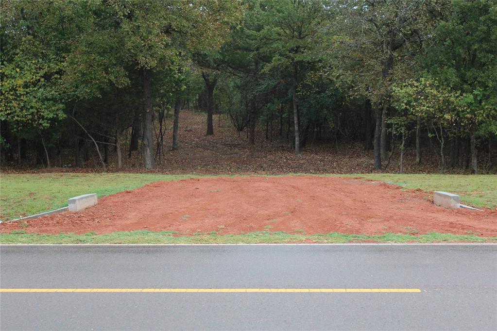 Beautiful 5 acres just east of Choctaw Road in Norman school district.