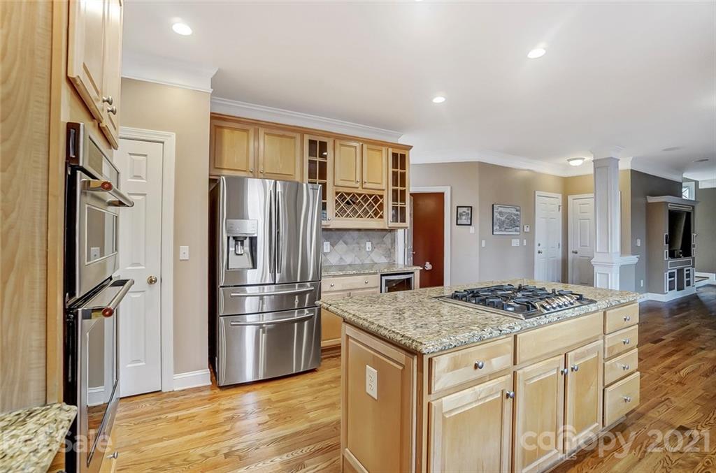 957 Hickory Stick Drive