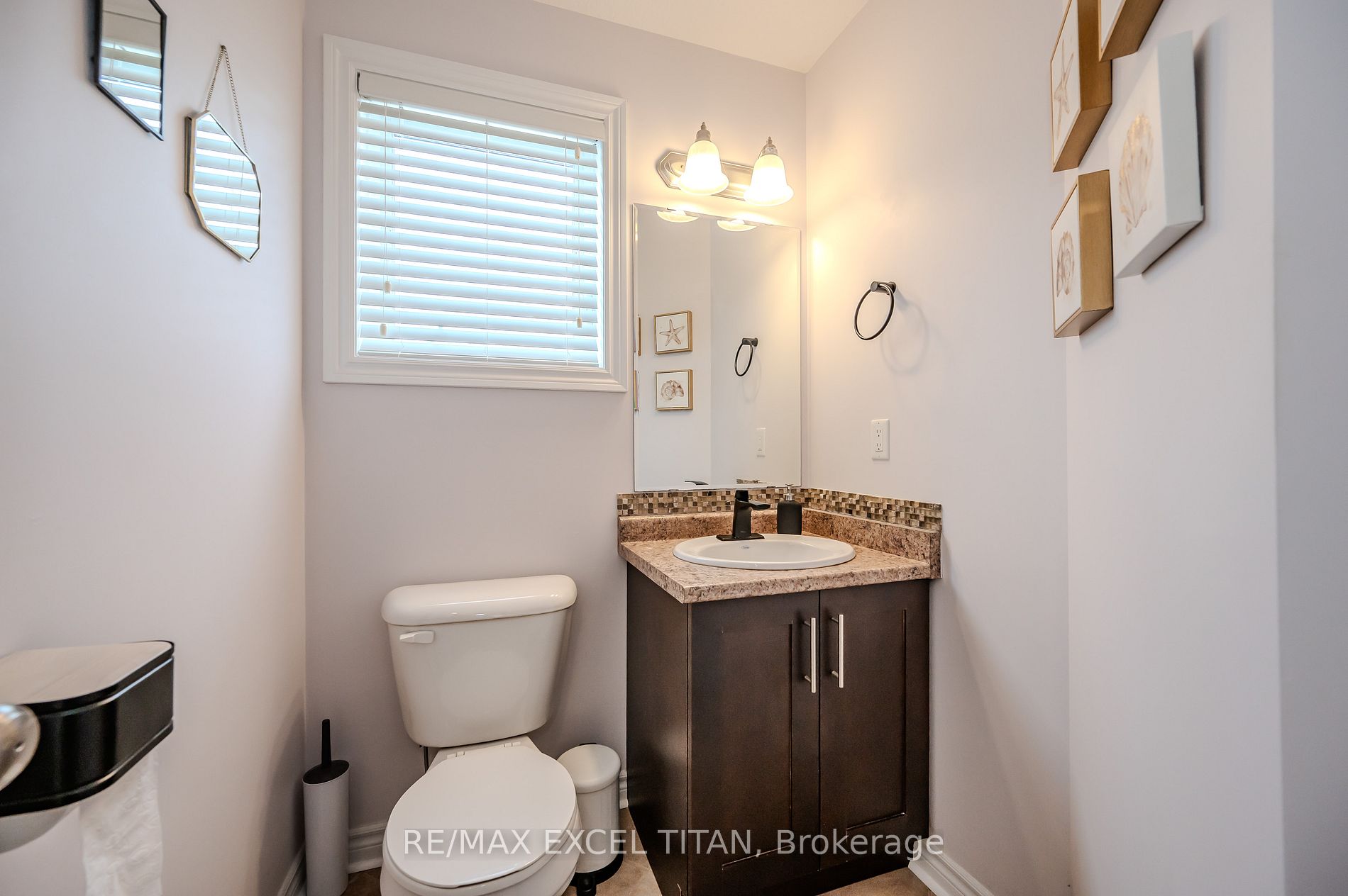 561 Isaiah Cres