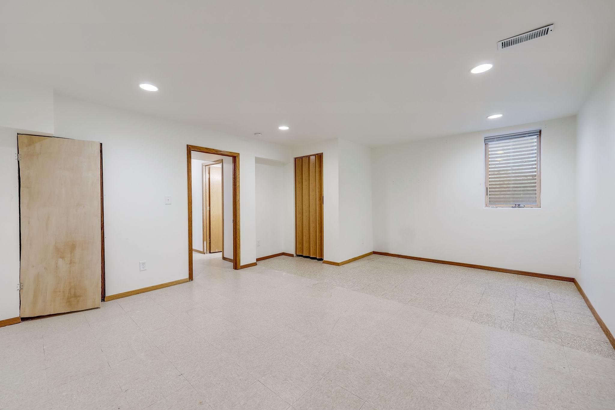 3967 Granada Avenue N