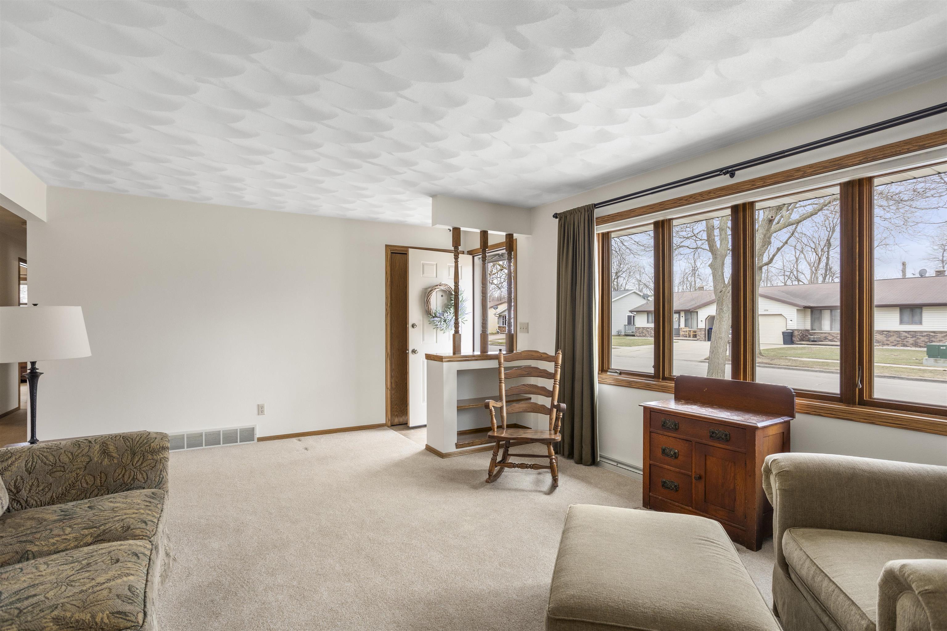 2630 N Birchwood Avenue