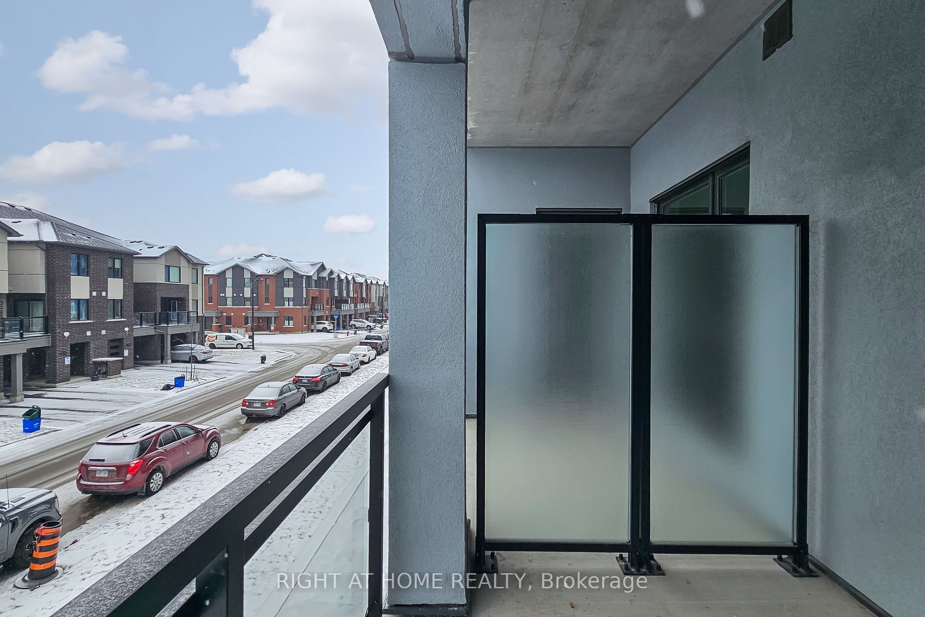 470 Gordon Krantz Ave 217