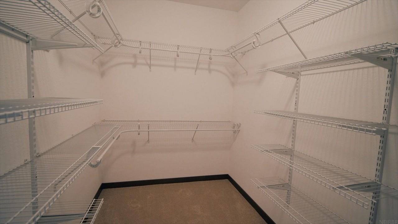 810 Parkside Lane
