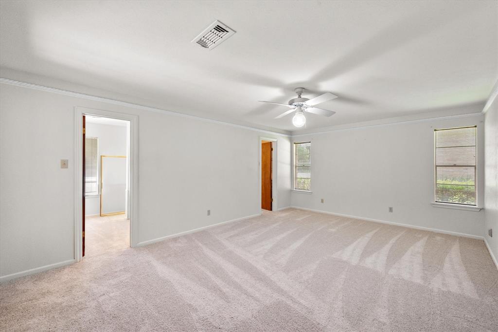 1101 Greenbriar Lane