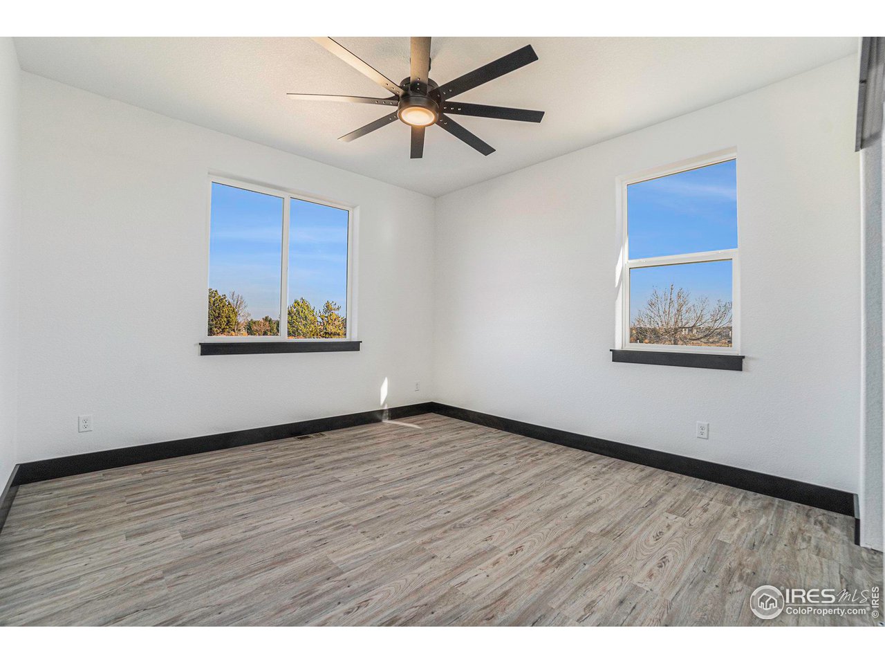 8759 Longs Peak Cir