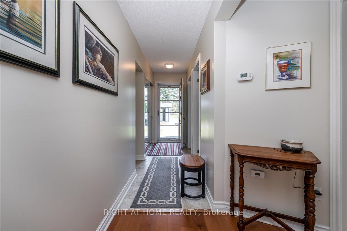 10 Laguna Pkwy 12