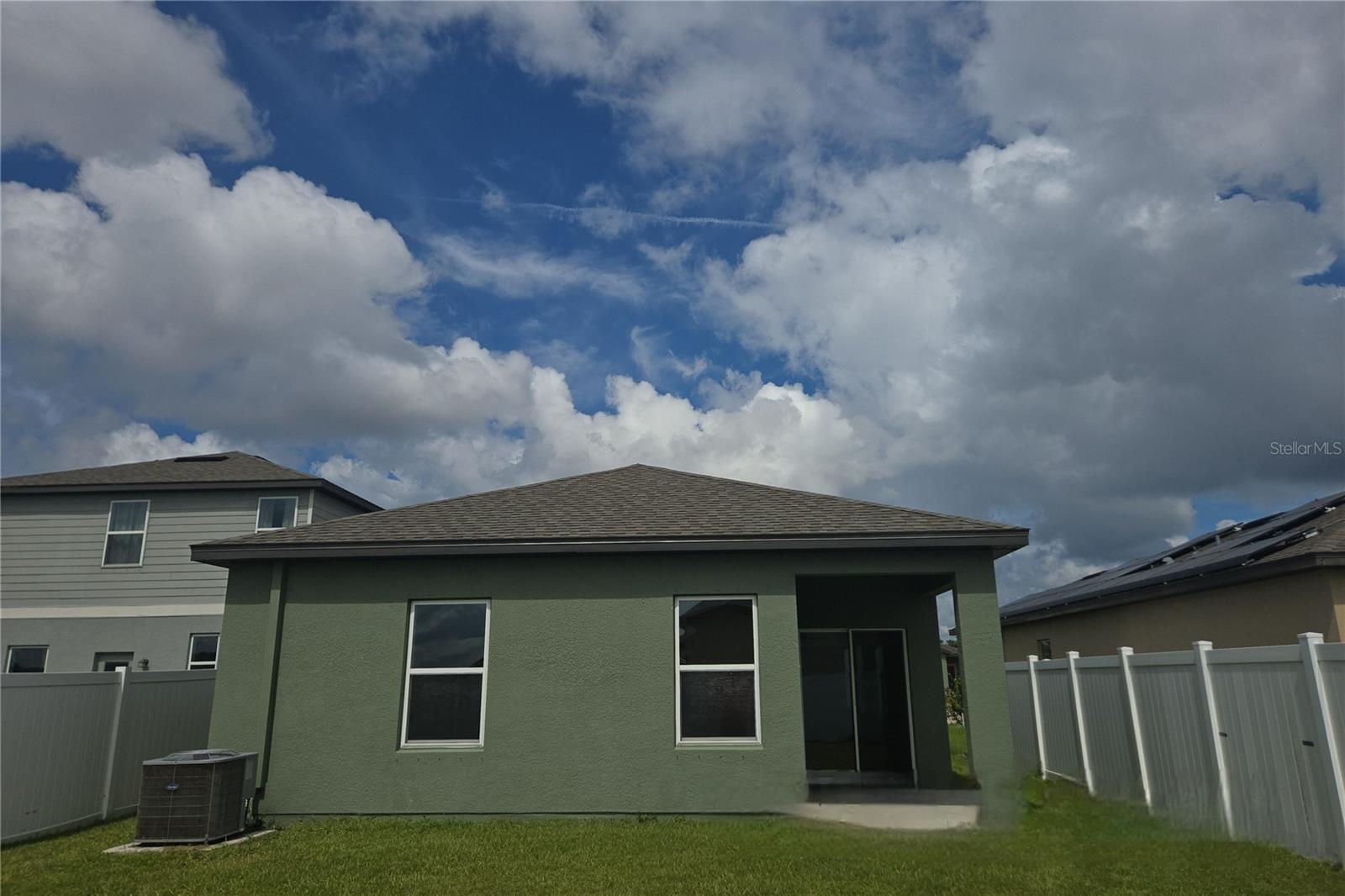 963 Sunlit Coral Street
