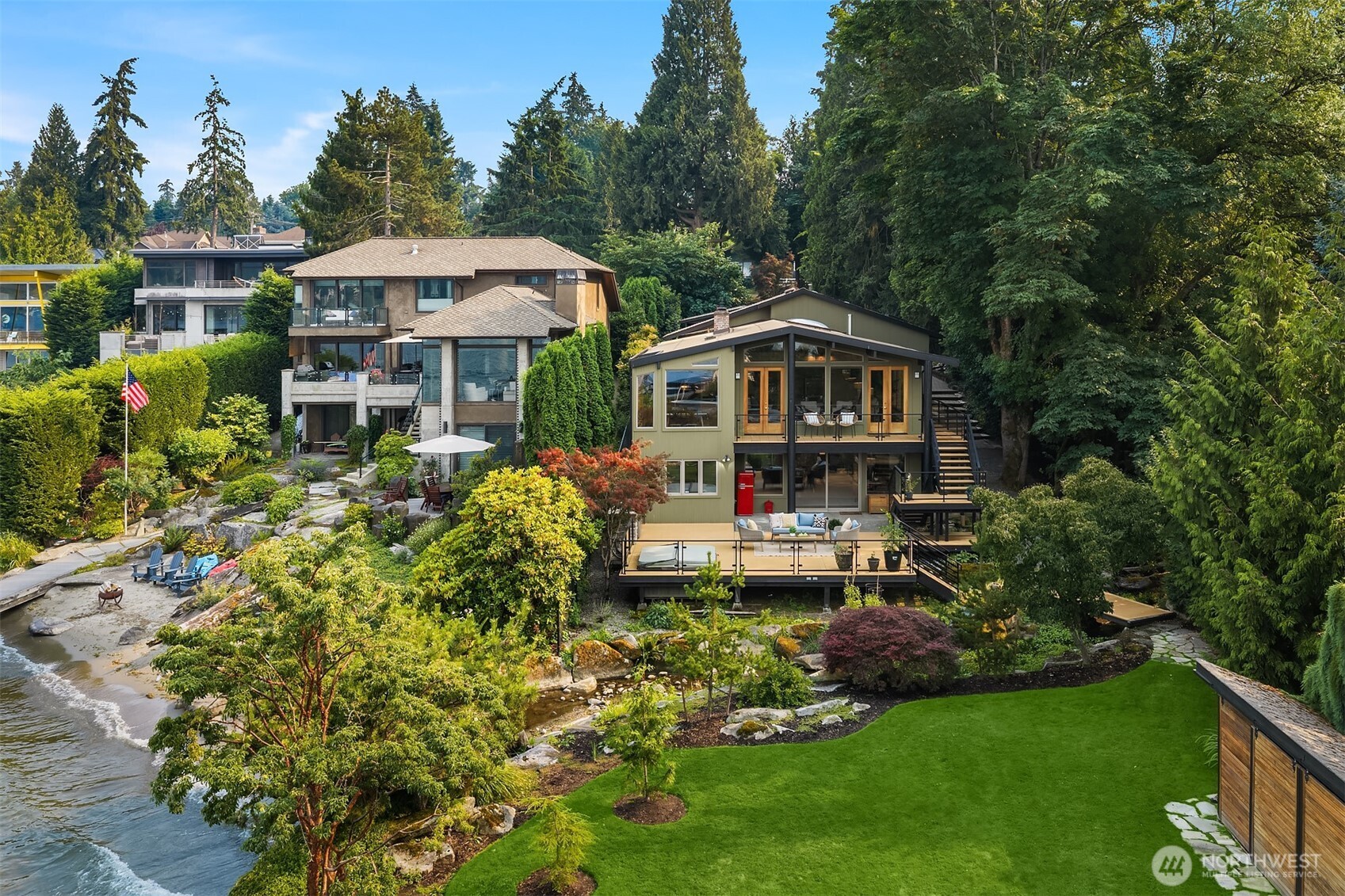 Mercer Island - 9418 SE 33rd Street