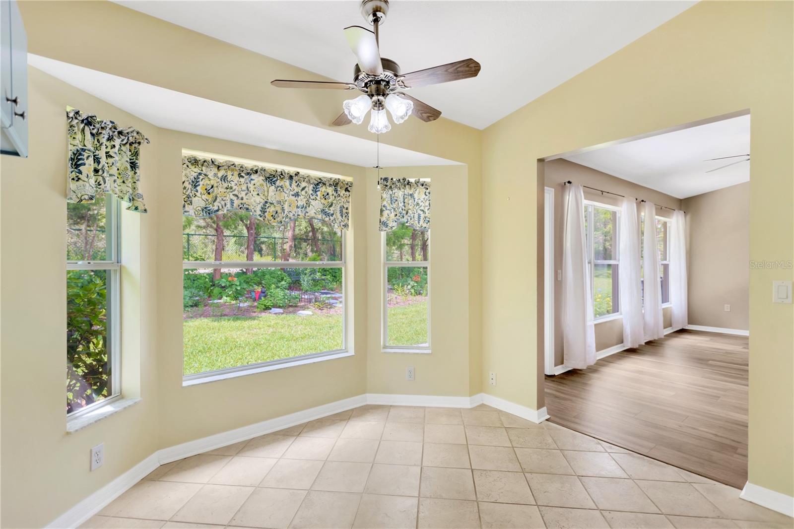 11148 Hollander Avenue