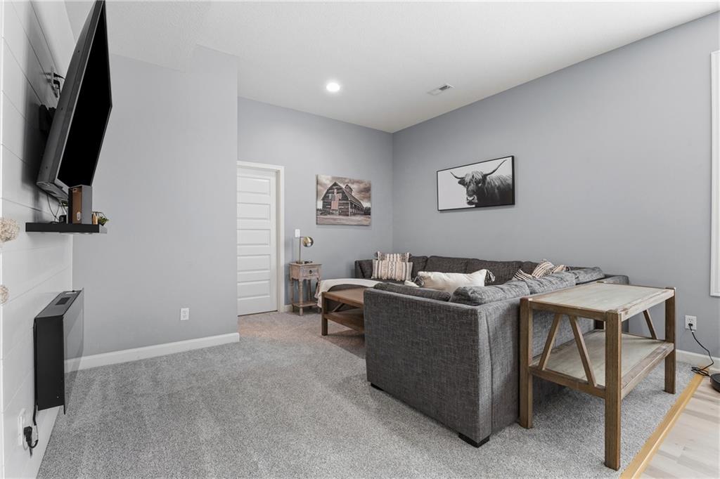 10512 N Euclid Avenue