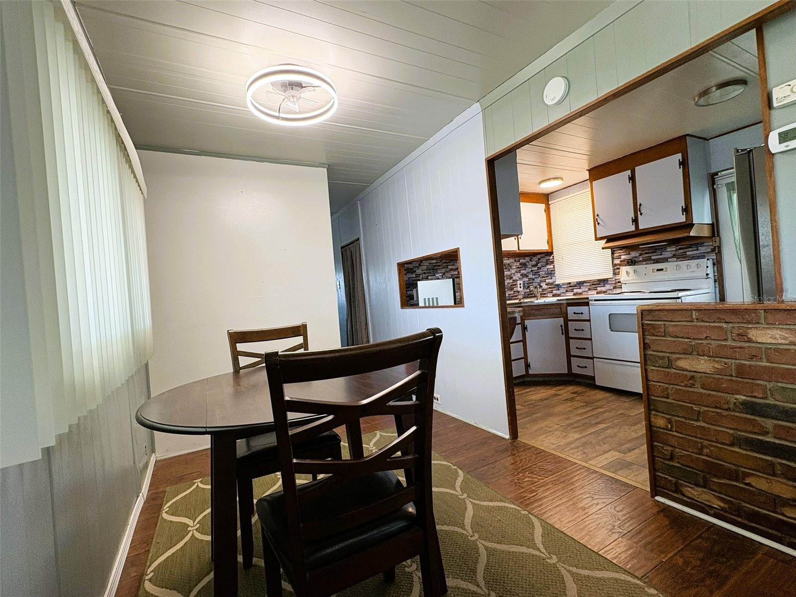 504 50th Avenue Dr W Avenue W