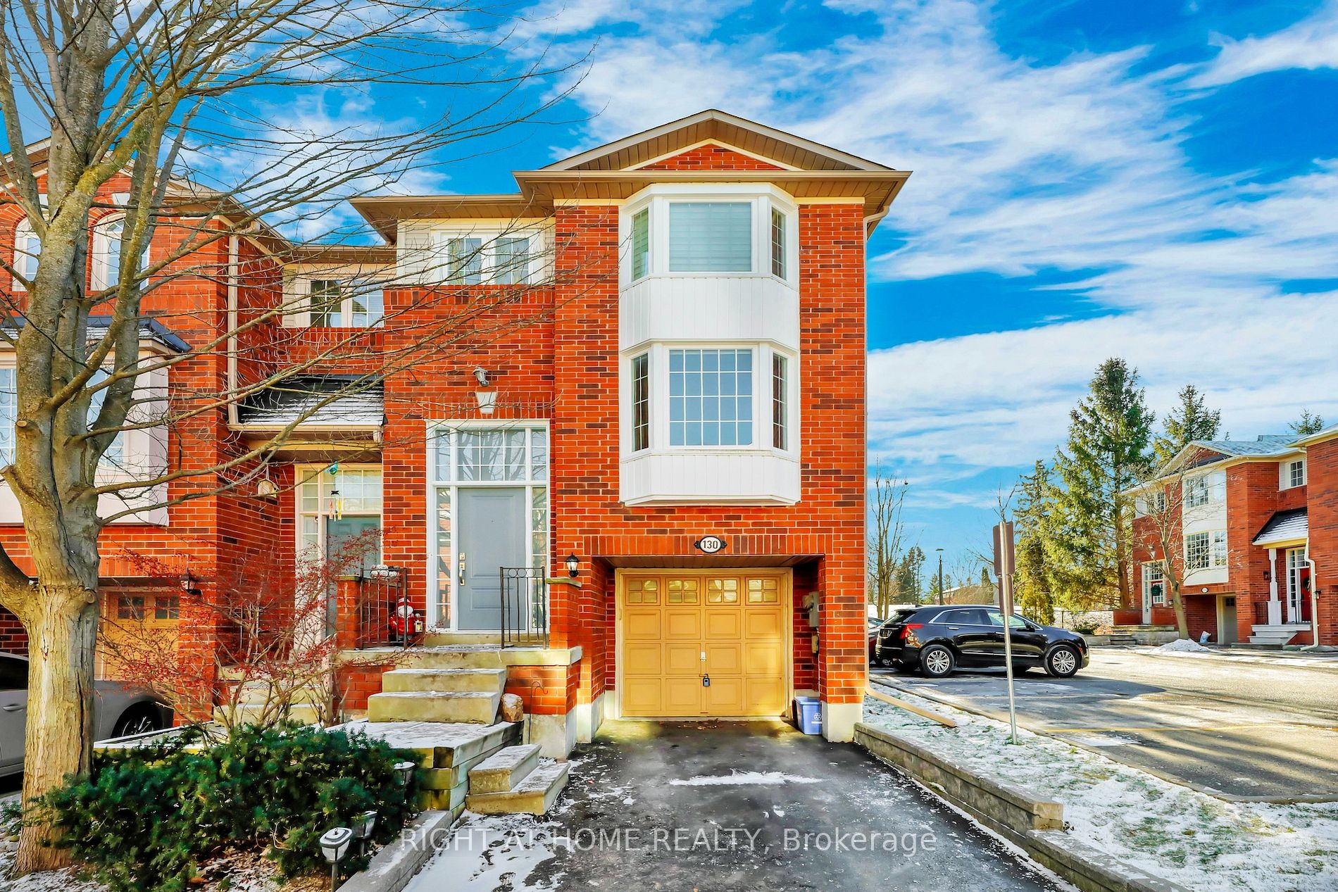 130 Mosaics Ave 40