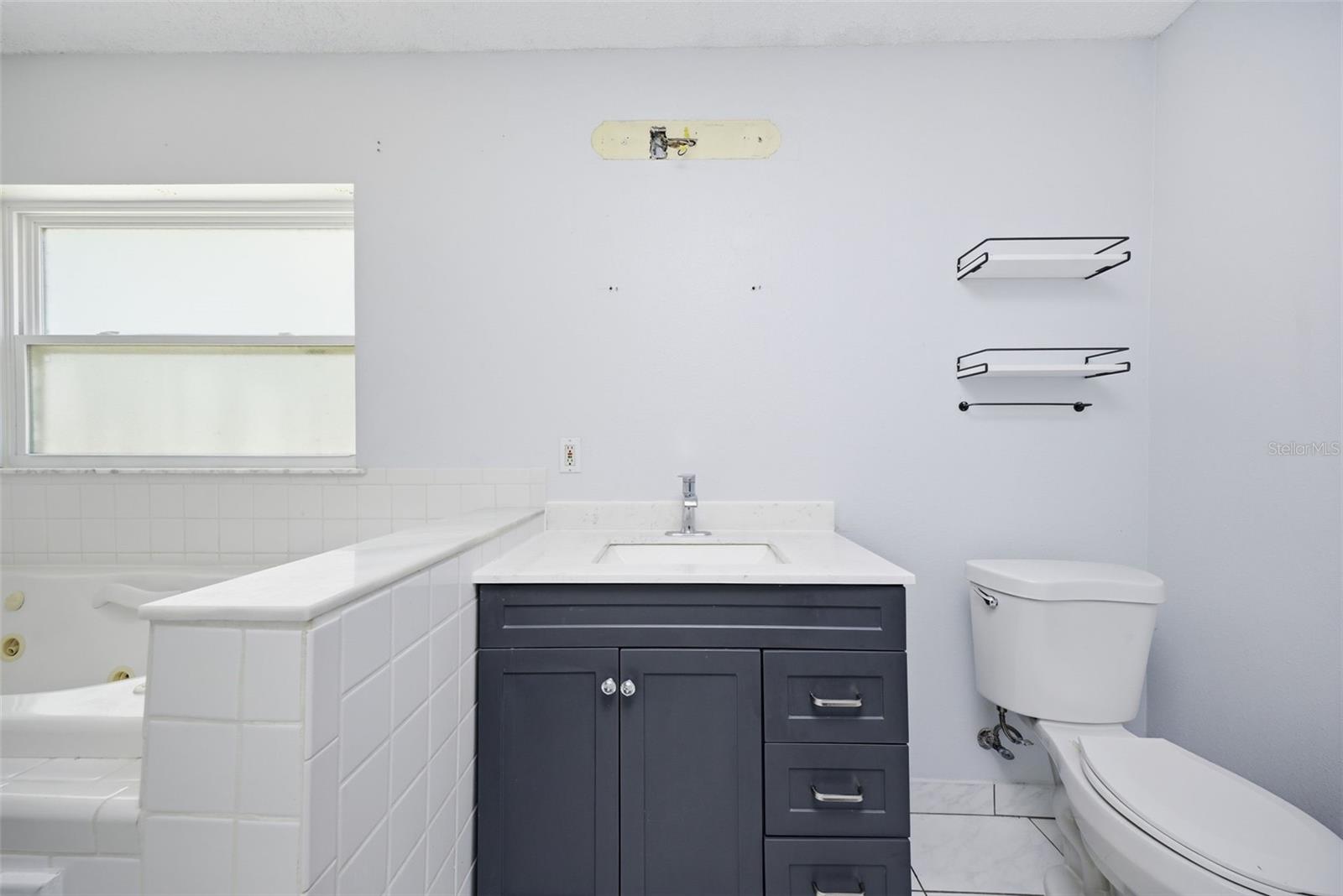 11410 Thomas Road