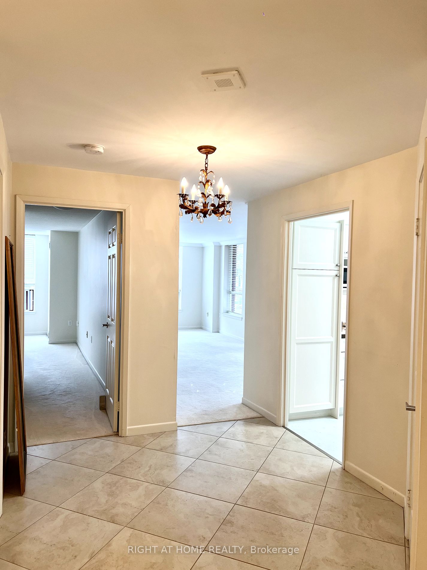 955 Millwood Rd 204