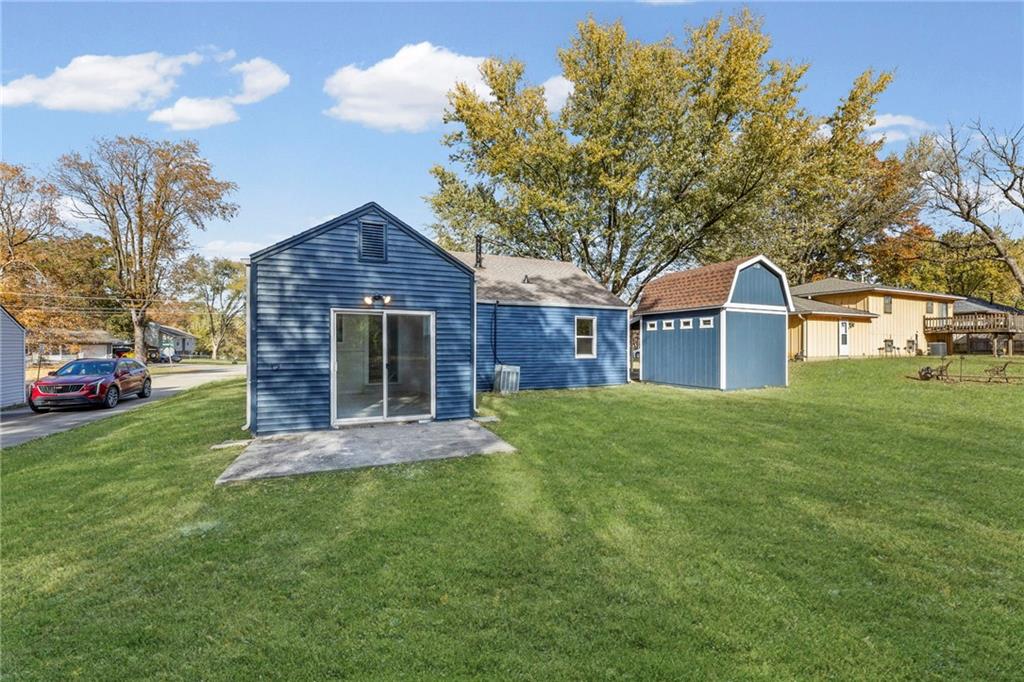 5631 Parkview Avenue