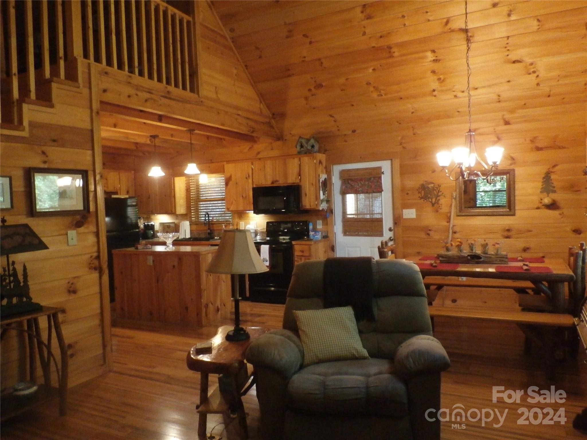 303 Laurel Ridge Drive