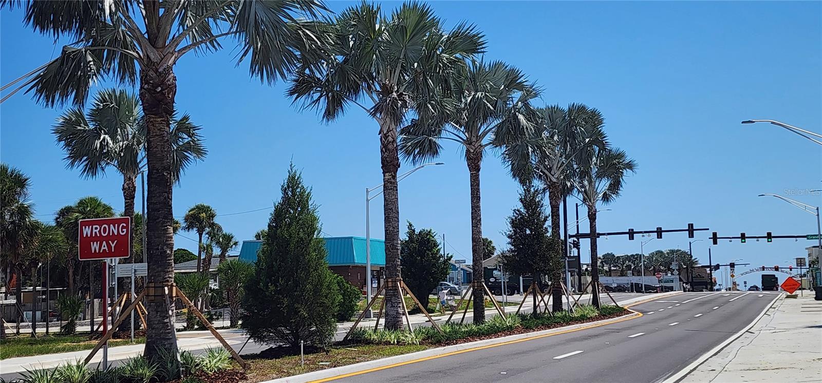 E International Speedway Boulevard