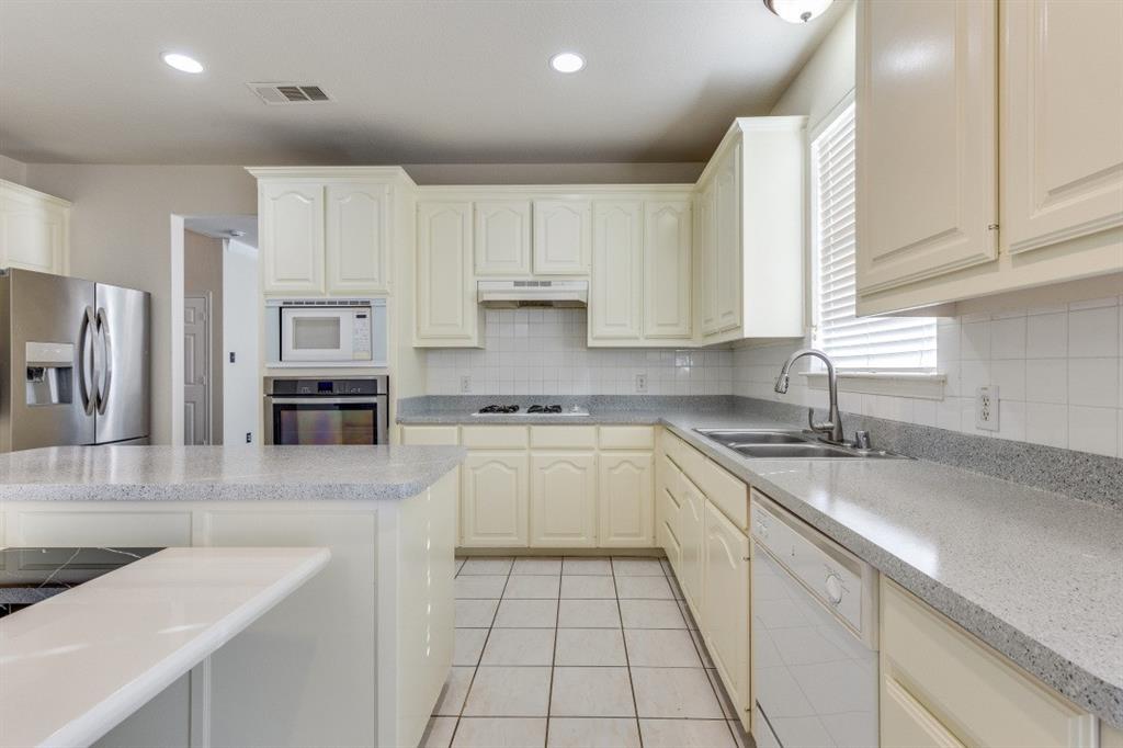 5901 Echo Bluff Drive