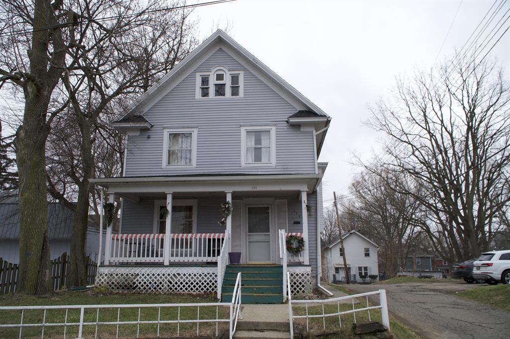 Charming 3-bedroom, 1-bath home in Lansing, Michigan! This cozy residence features a bright living area, functional kitchen, and comfortably sized bedrooms. Enjoy relaxing on the inviting front porch--perfect for morning coffee or evening unwinding. This is a great home for the family or an investor looking to grow their portfolio in Lansing.Open House 4/18/2026 at 12:00pm-1:30pm