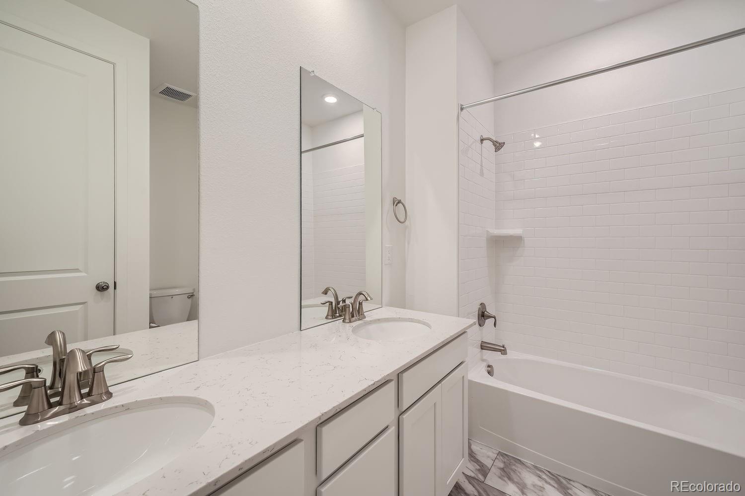 2996 S Quaker Street