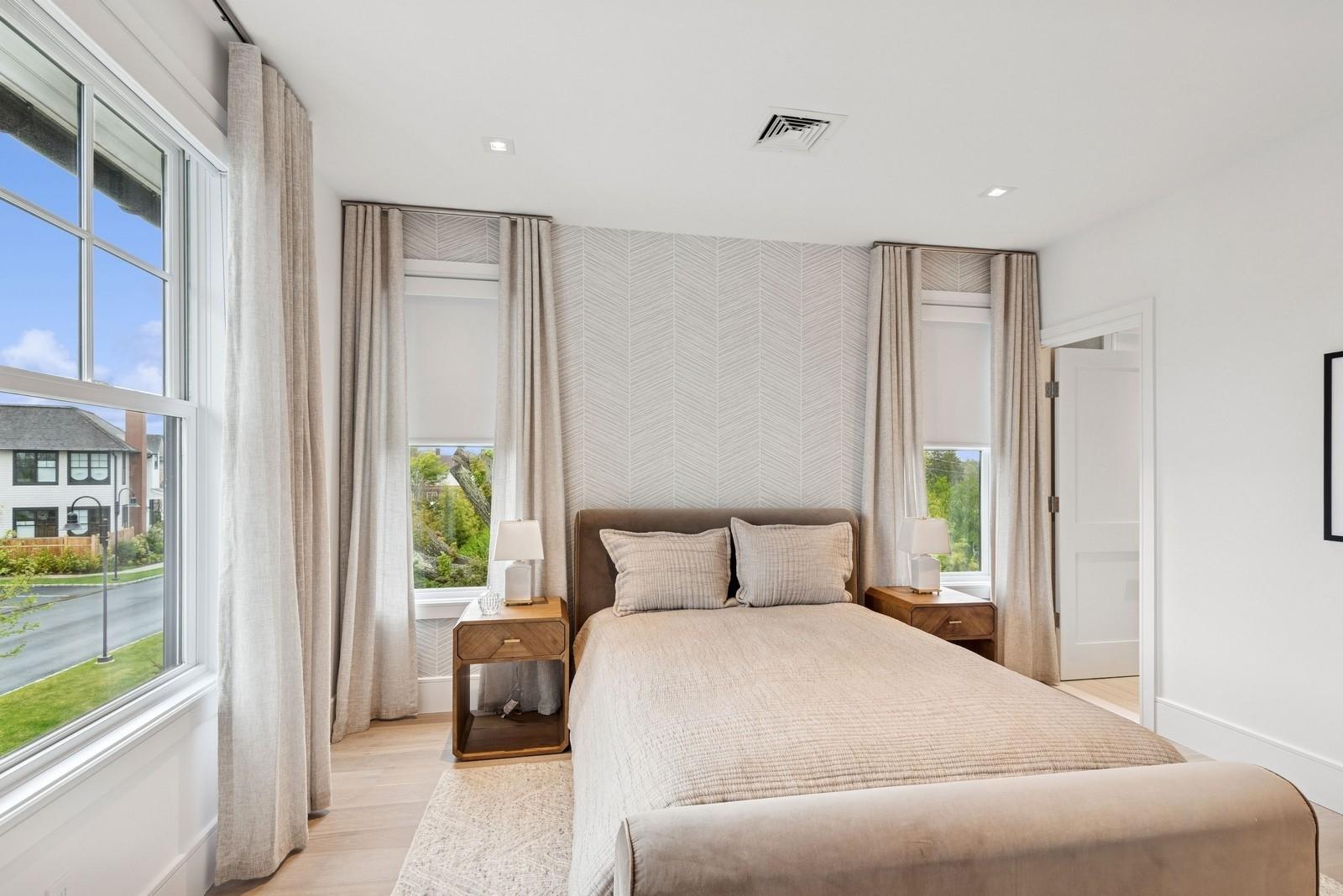 8 Magnolia Drive 2A