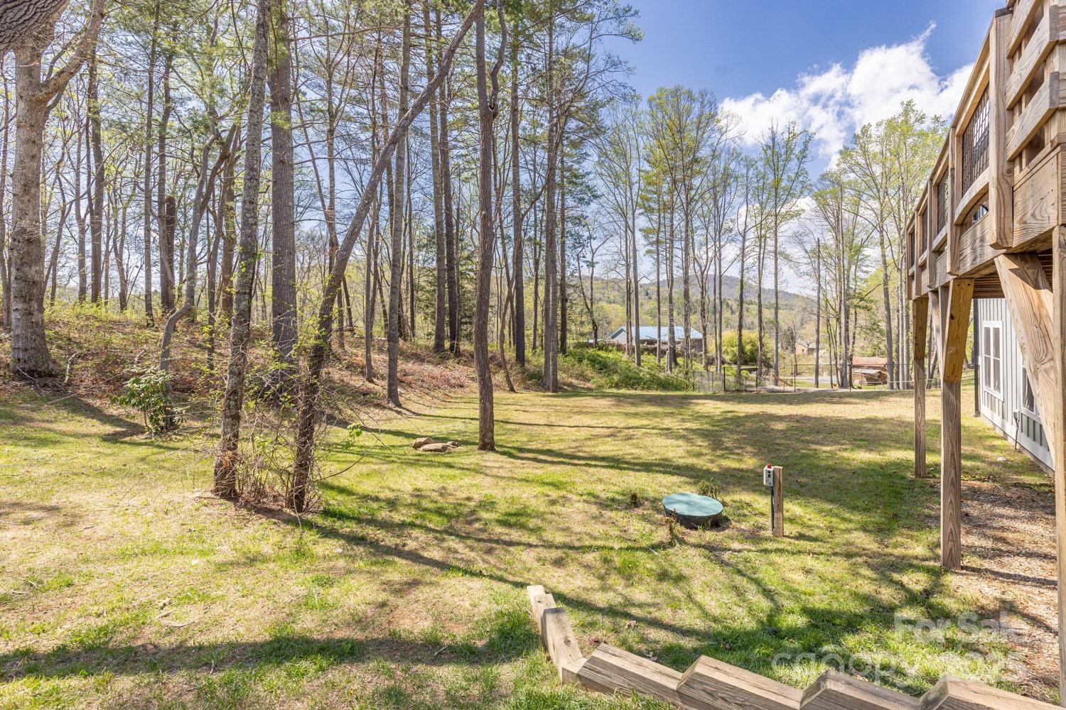 209 Fall Leaves Drive