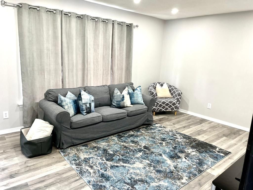 17 Swanston Cres