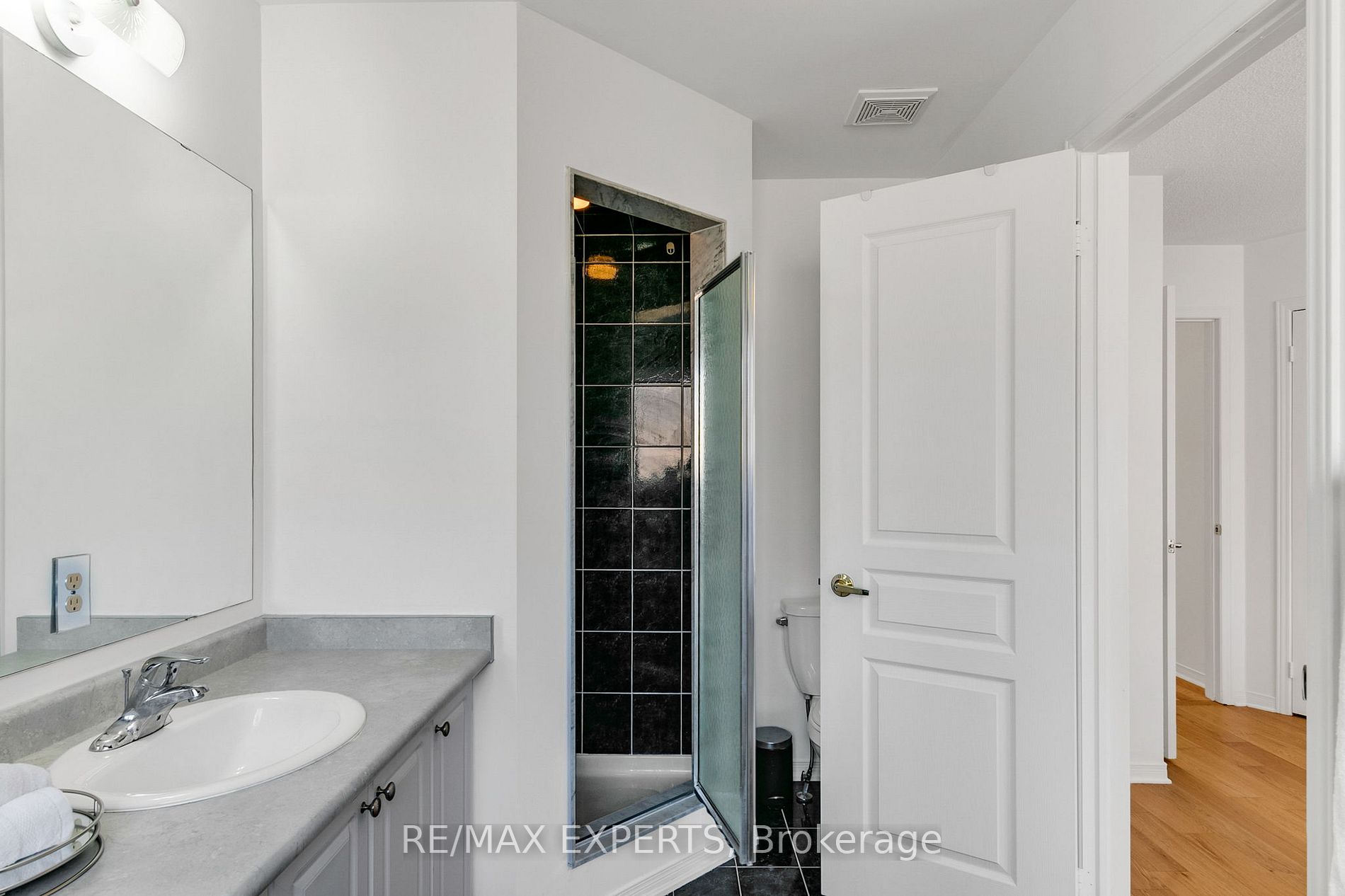 41 Cabin Trail Cres